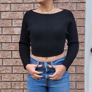 Wilfred Aritzia Merino Wool Sueter, Black Crop Top